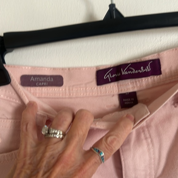 Gloria Vanderbilt light pink 5 pocket capri Size 4P - Picture 4 of 4